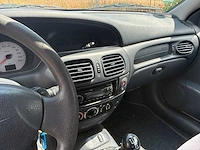 2002 renault megane cabriolet 1.6 16v auto - afbeelding 15 van  54