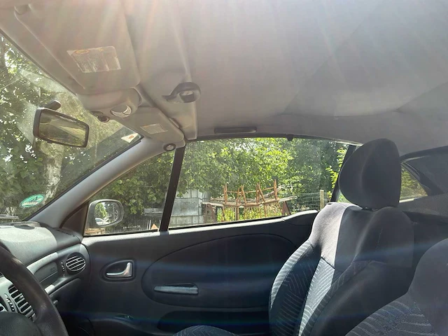 2002 renault megane cabriolet 1.6 16v auto - afbeelding 18 van  54