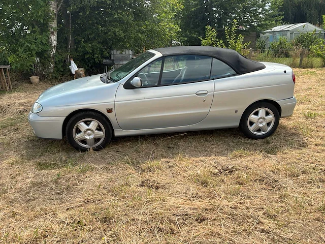 2002 renault megane cabriolet 1.6 16v auto - afbeelding 12 van  54
