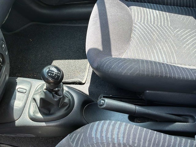 2002 renault megane cabriolet 1.6 16v auto - afbeelding 15 van  40