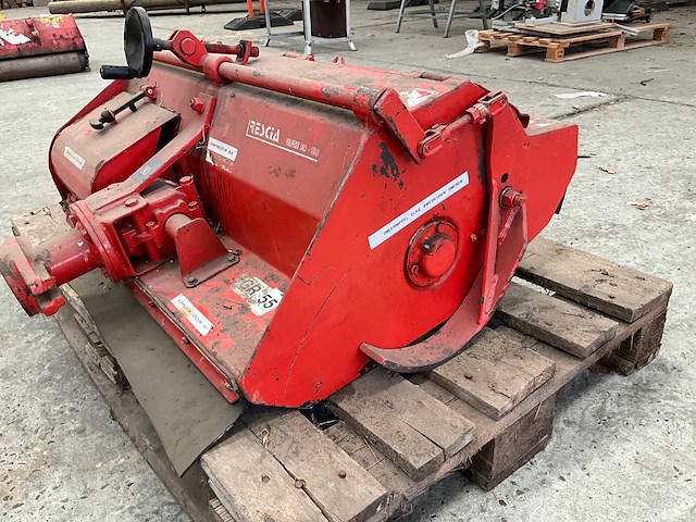 2002 rescia tfa2000/80 klepelmaaier - afbeelding 8 van  10