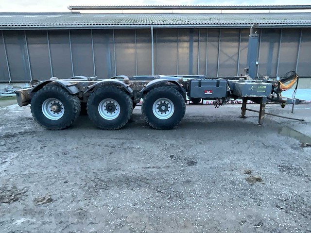 2002 roagna r26its aanhangwagen - afbeelding 29 van  32