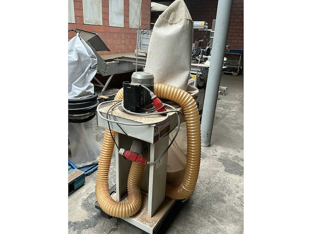 2002 robland filter afzuiginstallatie - afbeelding 3 van  5