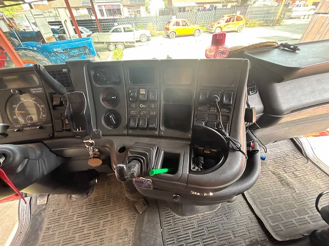 2002 scania t580 vrachtwagen - afbeelding 24 van  40