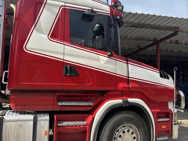 2002 scania t580 vrachtwagen - afbeelding 37 van  40