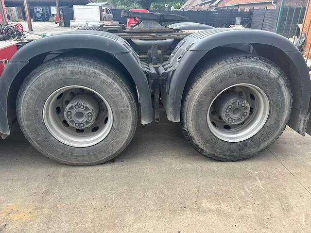 2002 scania t580 vrachtwagen - afbeelding 38 van  40