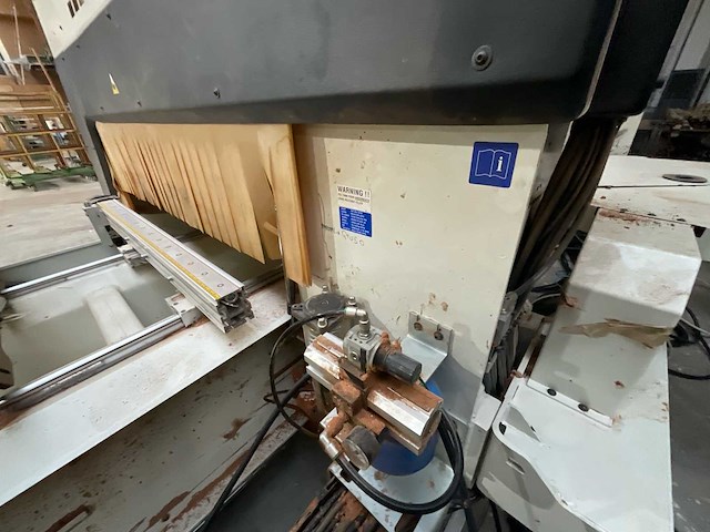 2002 scm-record: 142 cnc machinecentrum voor hout - afbeelding 4 van  19