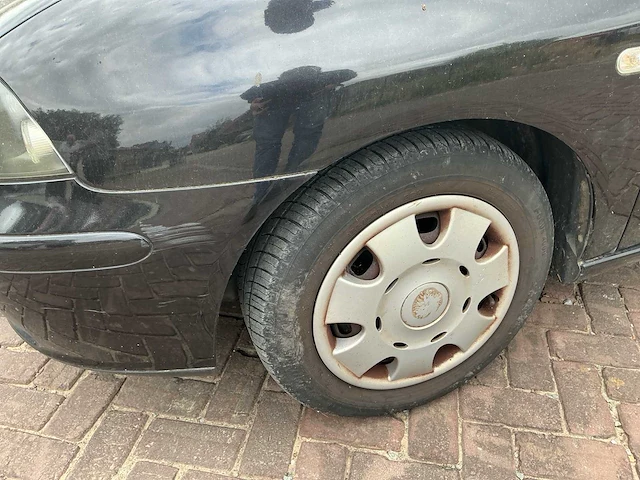 2002 seat ibiza benzine - afbeelding 24 van  32