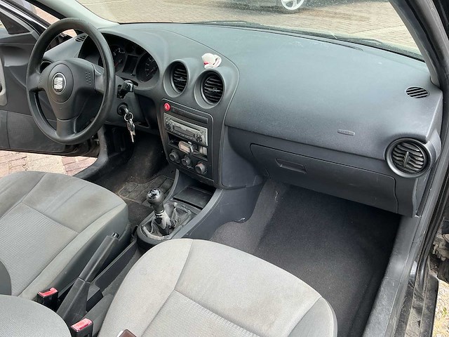 2002 seat ibiza benzine - afbeelding 1 van  16