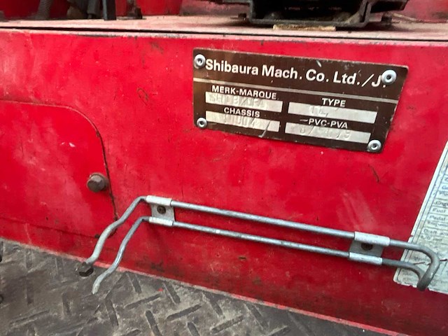 2002 shibaura sp5040 vierwielaangedreven landbouwtractor - afbeelding 3 van  21