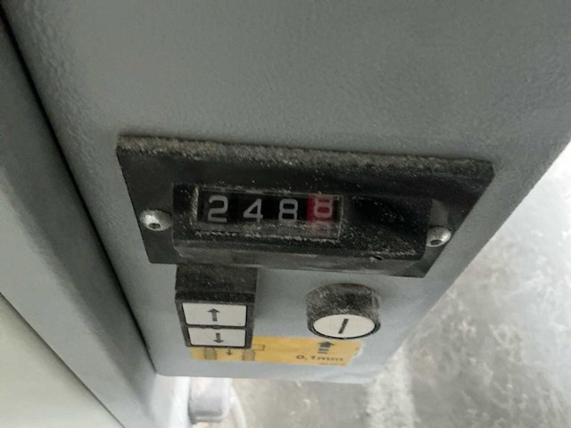 2002 sicar c2400 vandiktebank - afbeelding 5 van  5