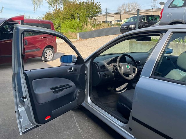 2002 skoda octavia - afbeelding 5 van  29