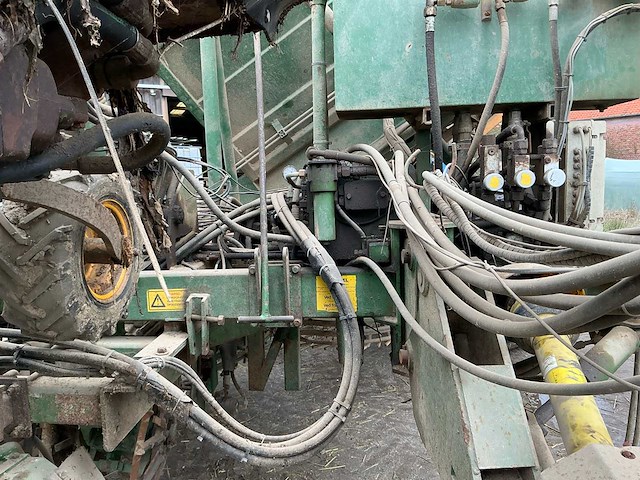 2002 thyregod oogstmachine voor bieten en aardappelen overige oogstmachine - afbeelding 5 van  49