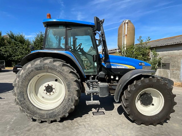 2002 tm155 new holland - afbeelding 47 van  50