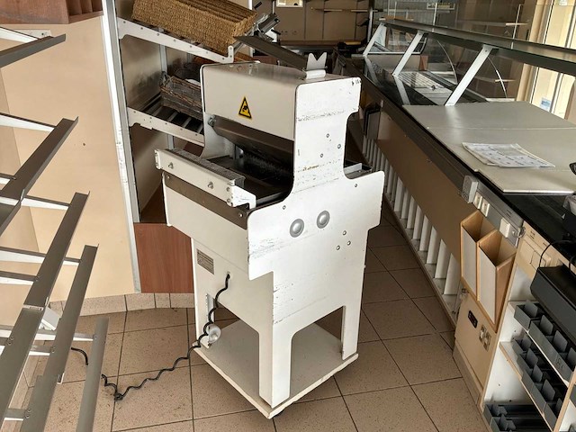 2002 van lierde boons a40/9 broodsnijmachine - afbeelding 1 van  4