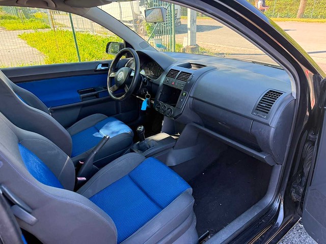 2002 volkswagen polo personenauto - afbeelding 13 van  17