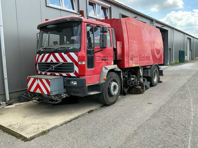2002 volvo fl6e vrachtwagen - afbeelding 1 van  15