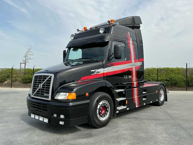 2002 volvo nh42t46a446g vrachtwagen - afbeelding 1 van  32