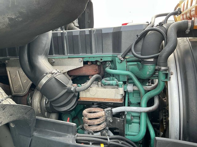 2002 volvo nh42t46a446g vrachtwagen - afbeelding 20 van  32