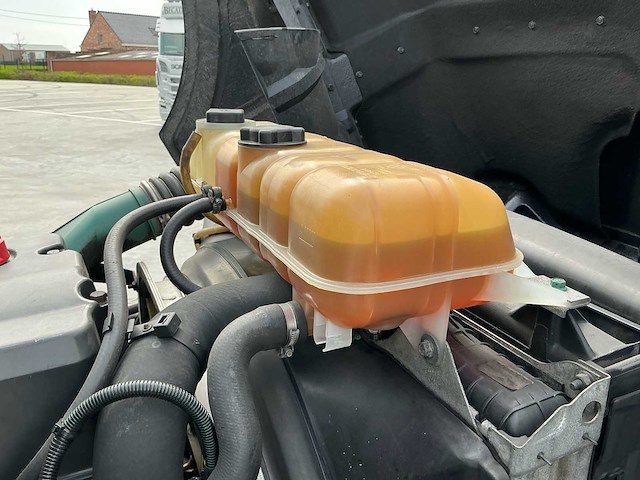 2002 volvo nh42t46a446g vrachtwagen - afbeelding 21 van  32