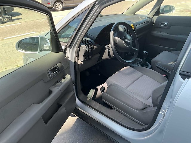 2003 audi a2 personenauto - afbeelding 22 van  22