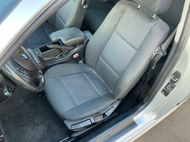 2003 bmw 316ti personenauto - afbeelding 2 van  24
