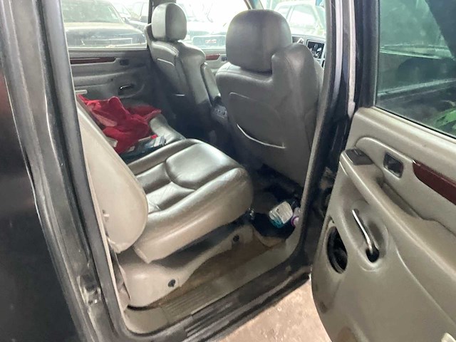 2003 cadillac escalade - oldtimer - afbeelding 8 van  34