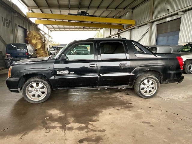 2003 cadillac escalade - oldtimer - afbeelding 12 van  34