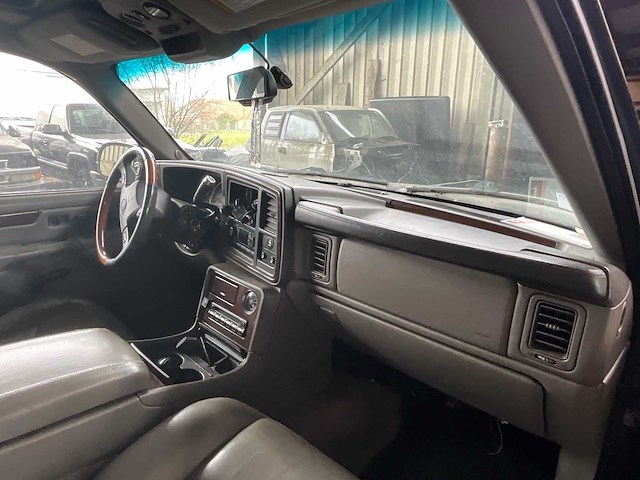 2003 cadillac escalade - oldtimer - afbeelding 34 van  34