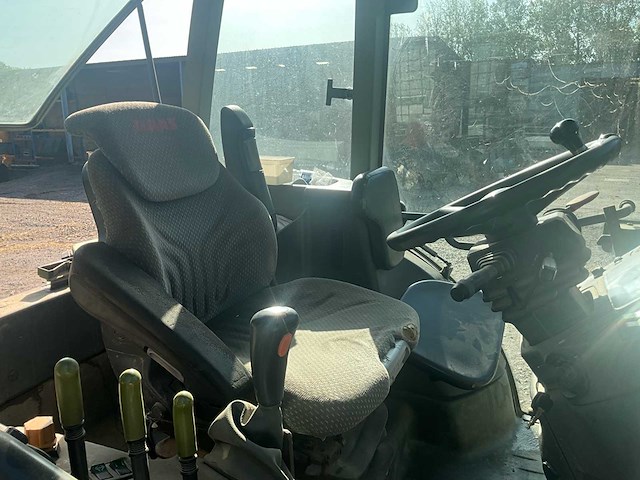2003 claas ares 697 atz h82 utility tractor - afbeelding 2 van  17