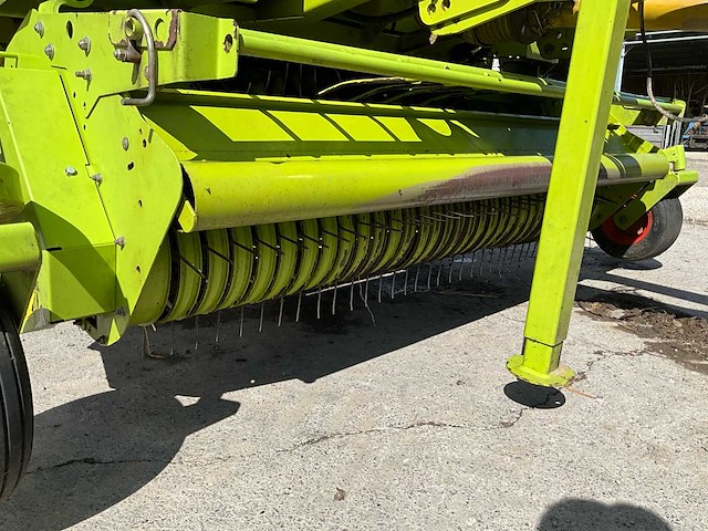 2003 claas rollant 250 ronde balenmachine - afbeelding 4 van  33