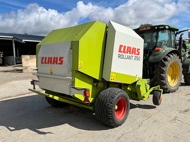 2003 claas rollant 250 ronde balenmachine - afbeelding 29 van  33