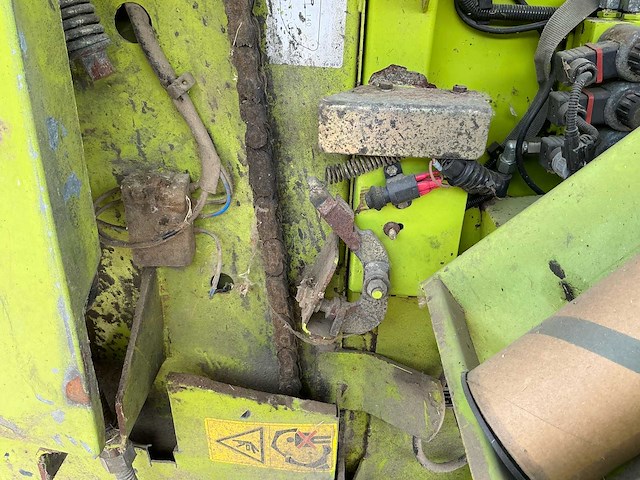 2003 claas rollant 255 type 748 balenpers - afbeelding 26 van  44