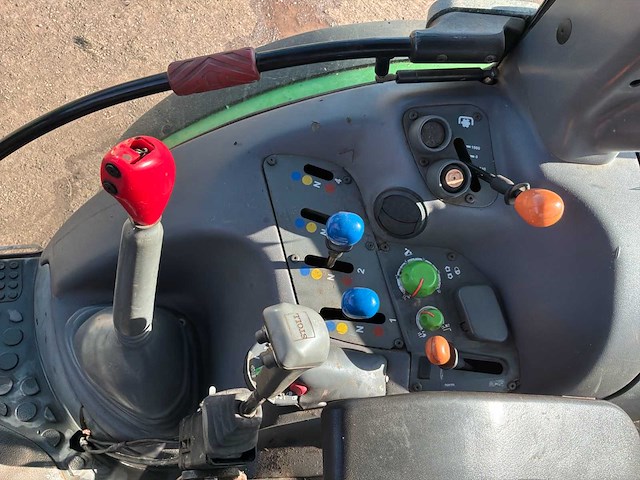 2003 deutz agrotron 106 mk3 4wd landbouwtractor - afbeelding 15 van  18