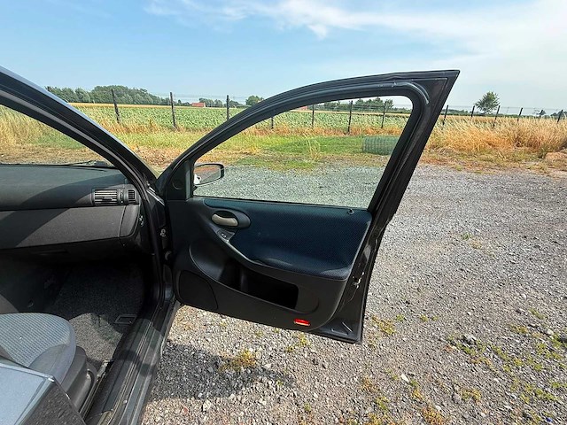 2003 fiat stilo personenauto - afbeelding 6 van  24