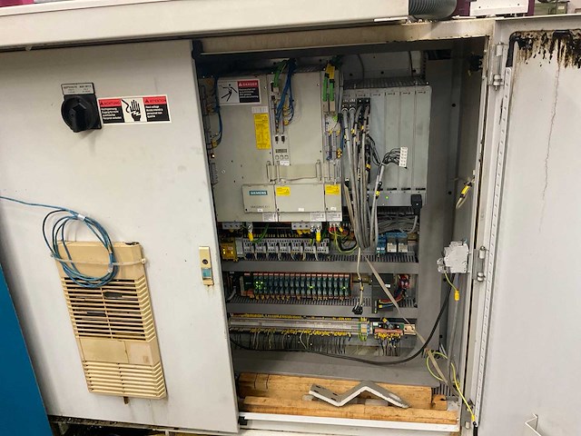 2003 geminis ght4-720x4000 cnc-draaibank - afbeelding 15 van  25