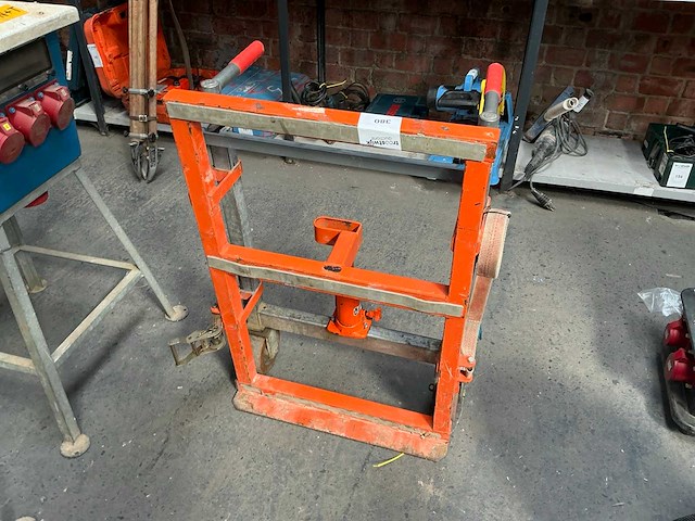 2003 hur-18 hand hydraulische heftransporter - afbeelding 1 van  7