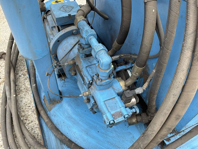 2003 hydrosystems trekbank 12,5 ton hydraulische unit +2 hydraulische cilinders - afbeelding 9 van  36
