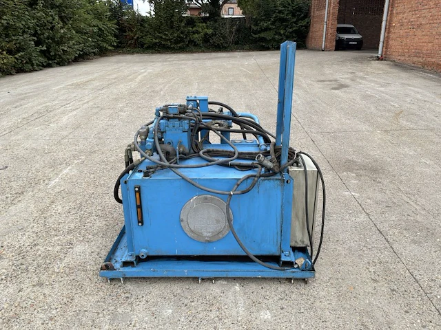 2003 hydrosystems trekbank 12,5 ton hydraulische unit +2 hydraulische cilinders - afbeelding 31 van  36