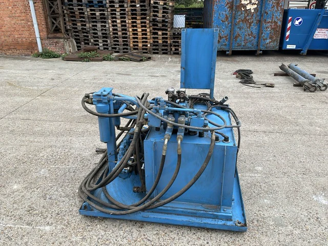 2003 hydrosystems trekbank 12,5 ton hydraulische unit +2 hydraulische cilinders - afbeelding 33 van  36