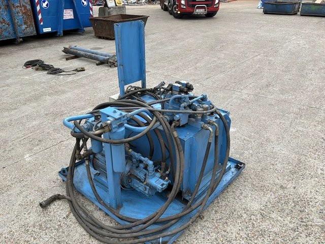 2003 hydrosystems trekbank 12,5 ton hydraulische unit +2 hydraulische cilinders - afbeelding 34 van  36
