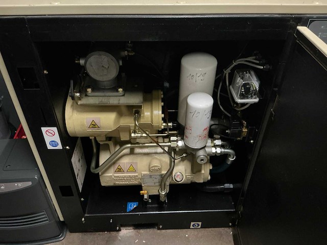 2003 ingersoll rand up5-11-10 schroefcompressor - afbeelding 7 van  18
