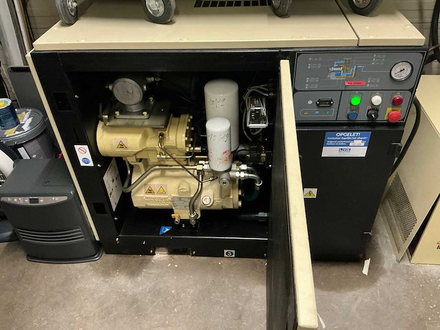 2003 ingersoll rand up5-11-10 schroefcompressor - afbeelding 8 van  18