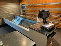 2003 koeltoonbank + broodrekken - afbeelding 1 van  18