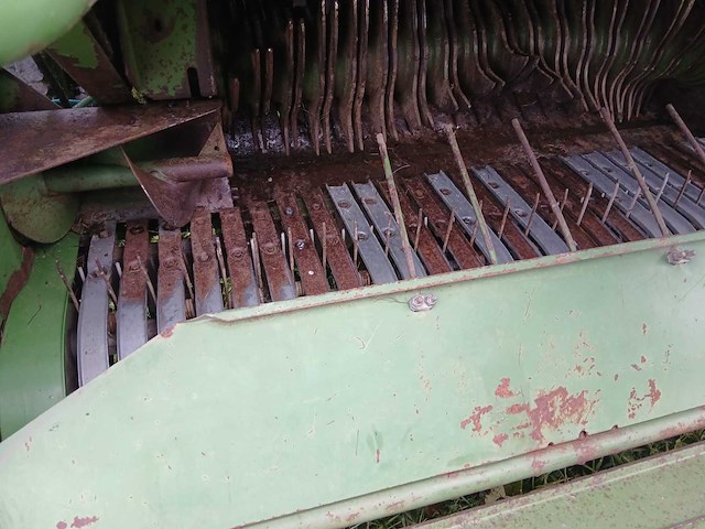 2003 krone combi pack 1250 multi-cut multi-ball press - afbeelding 15 van  16