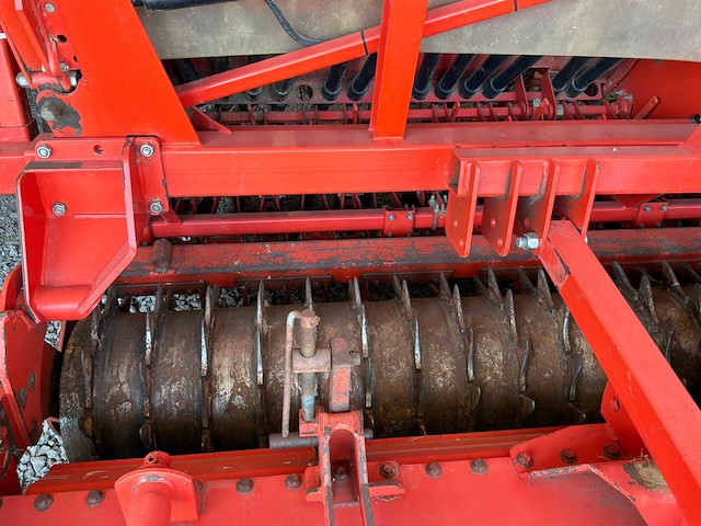 2003 kuhn seeder - afbeelding 2 van  16