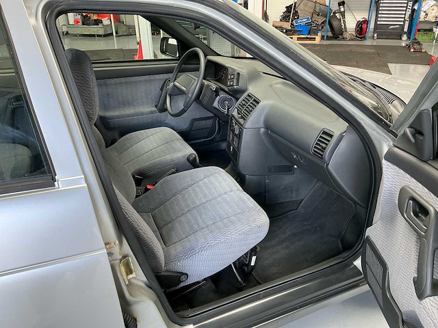 2003 lada 112 1.5 gli 16v - slechts 11km! - afbeelding 14 van  53