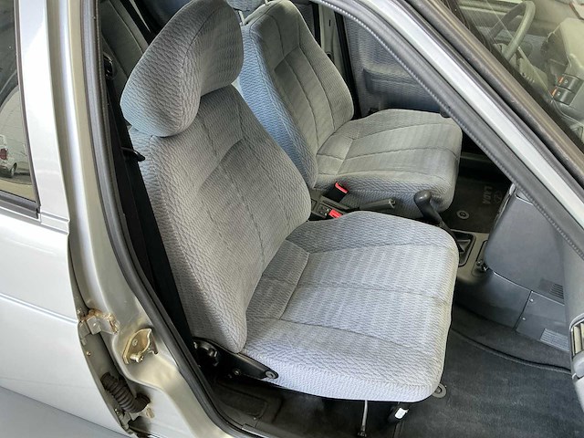 2003 lada 112 1.5 gli 16v - slechts 11km! - afbeelding 15 van  53