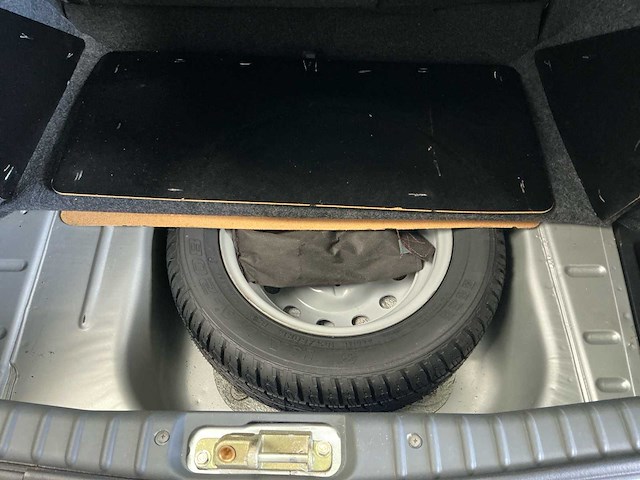 2003 lada 112 1.5 gli 16v - slechts 11km! - afbeelding 30 van  53