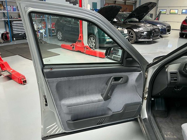 2003 lada 112 1.5 gli 16v - slechts 11km! - afbeelding 53 van  53